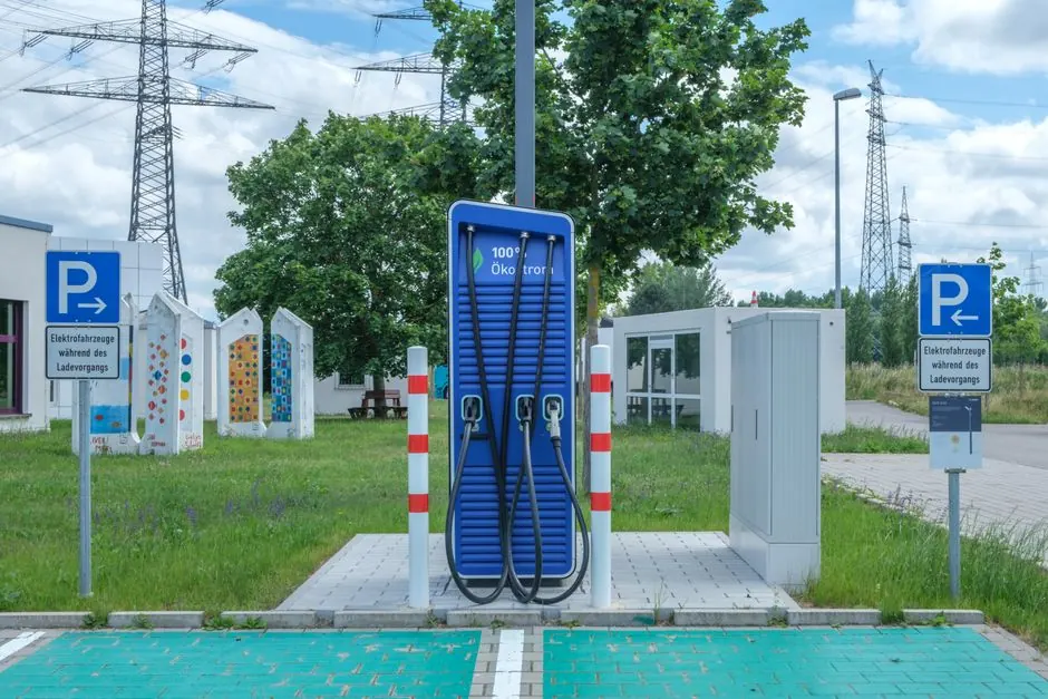 Voiture électrique d'occasion : les pièges à éviter